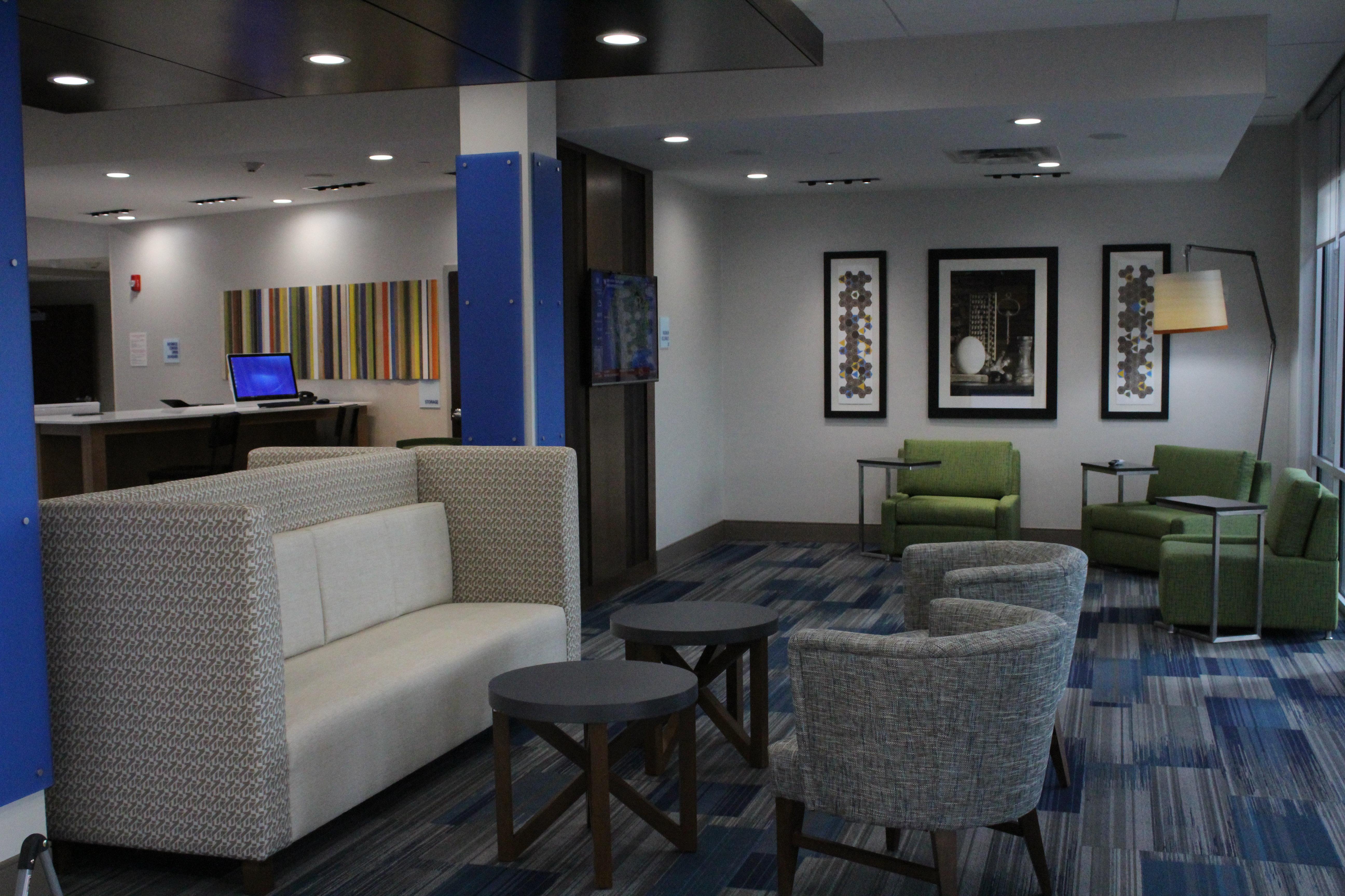 Holiday Inn Express & Suites - Milledgeville, An Ihg Hotel Eksteriør bilde