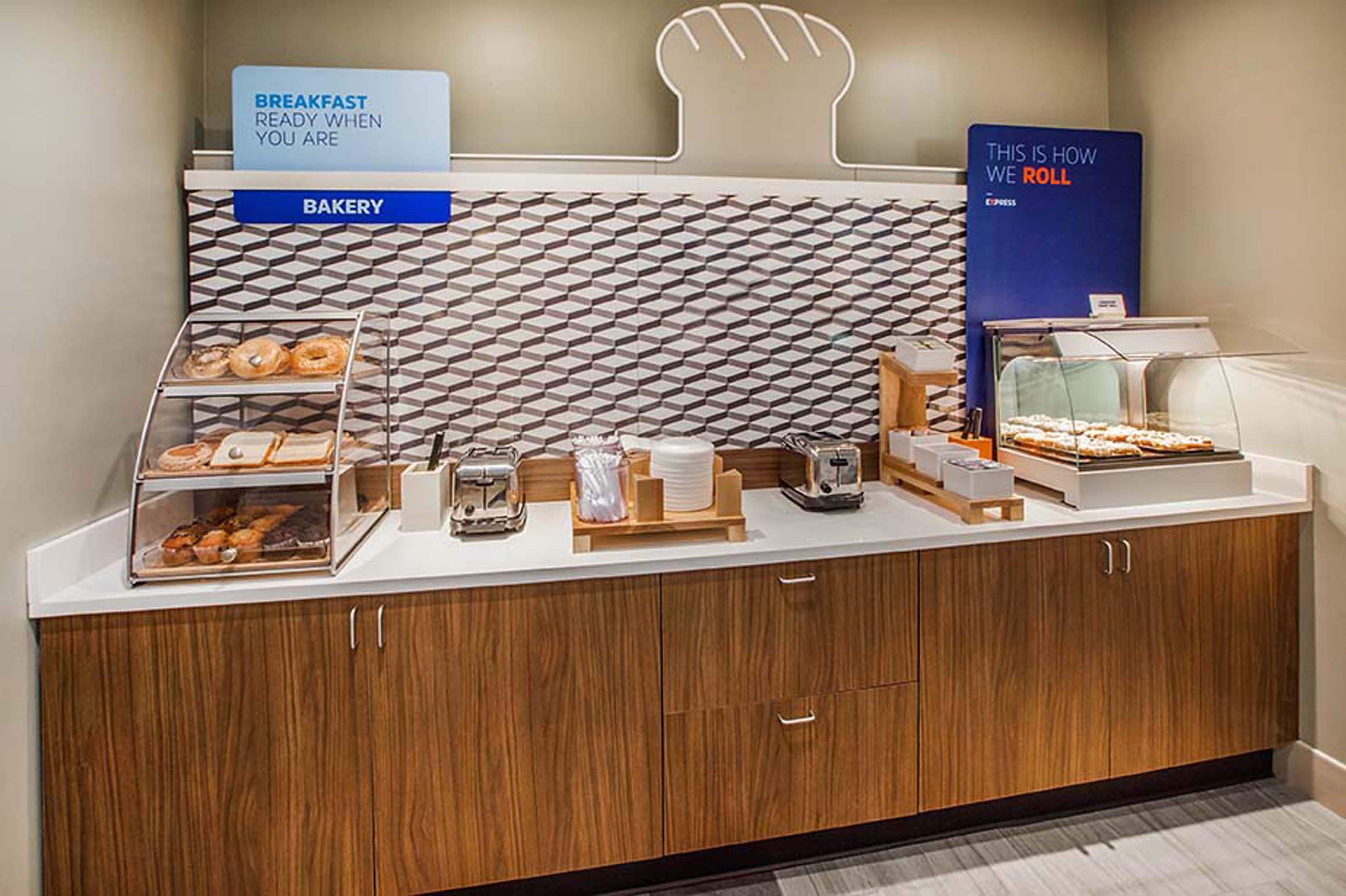 Holiday Inn Express & Suites - Milledgeville, An Ihg Hotel Eksteriør bilde